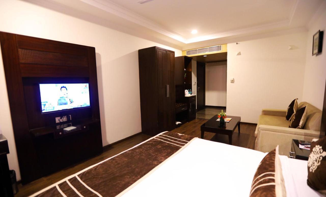 Hotel Pitrashish Pride Igi Intl Airport Delhi Exterior photo